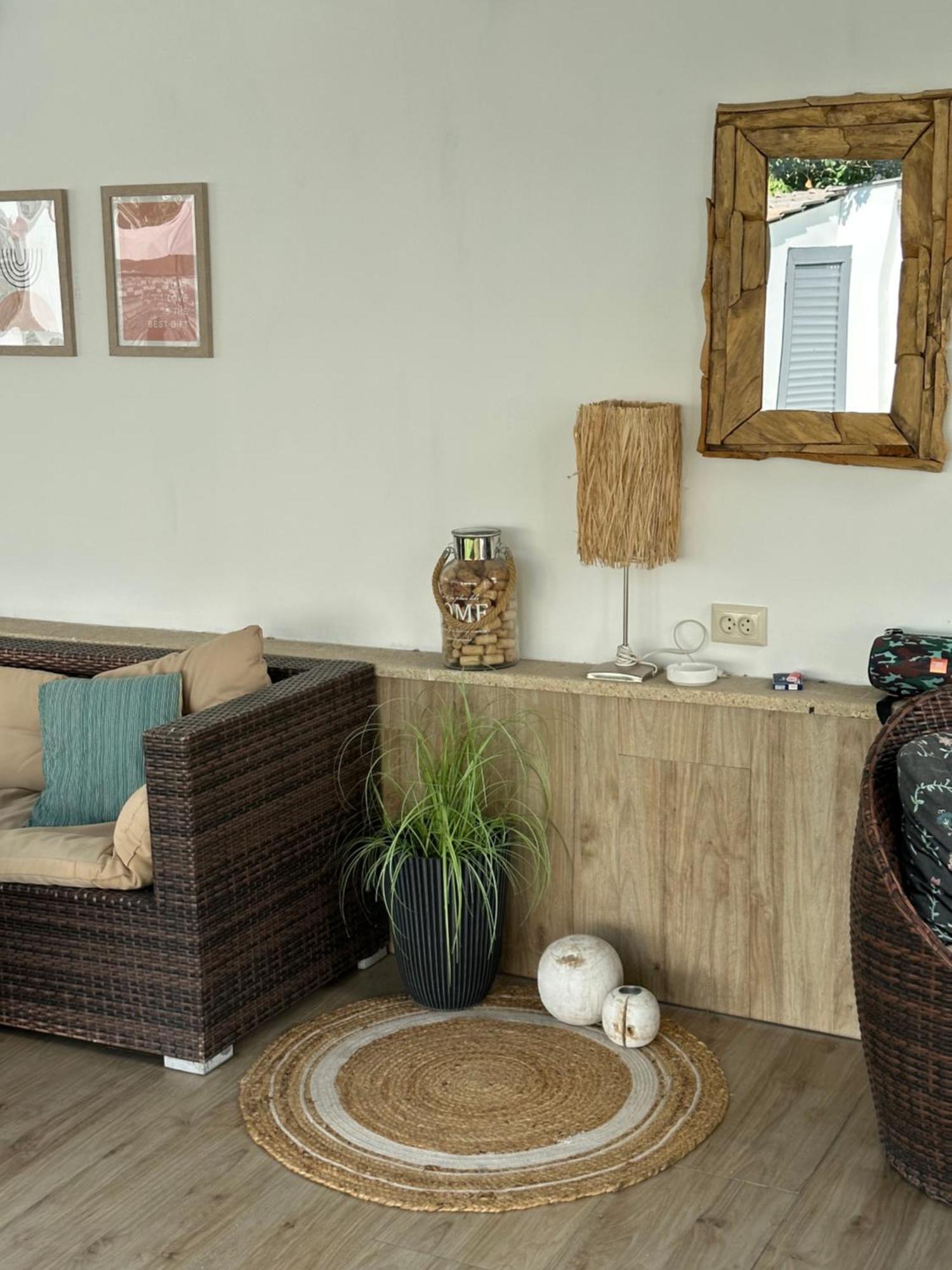 Garden Lounge Bed & Breakfast