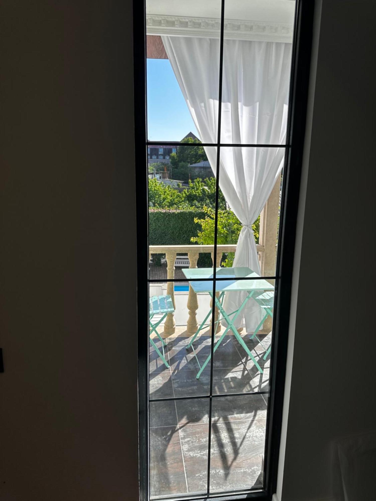 Bed & Breakfast Garden Lounge