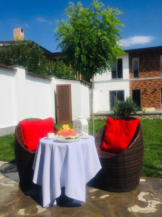 Bed & Breakfast Garden Lounge *