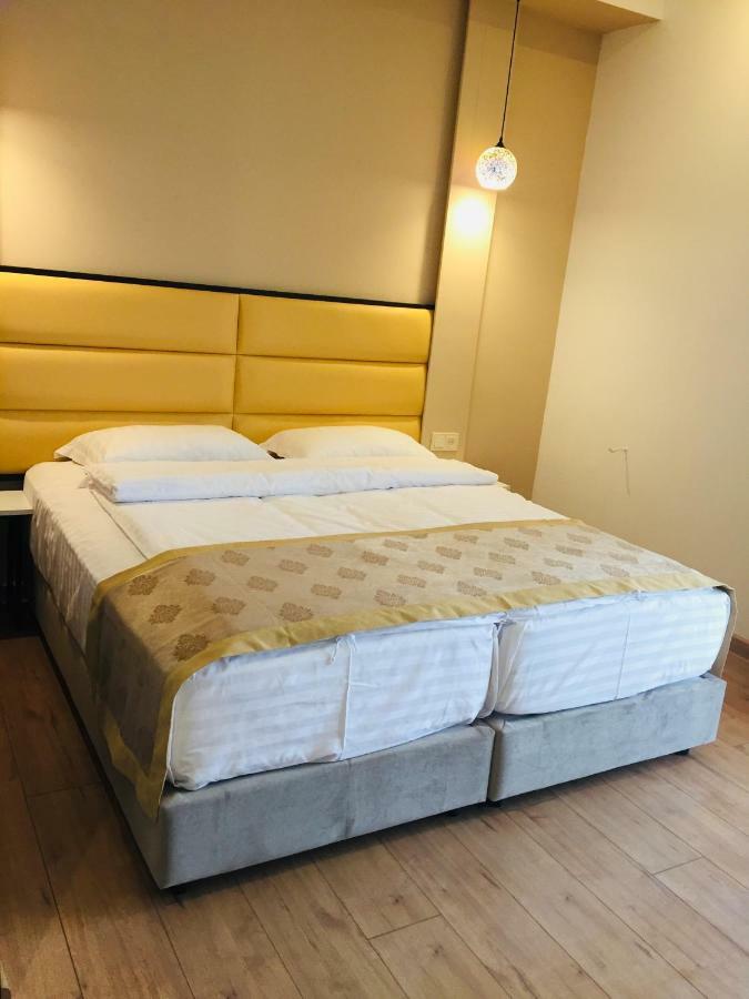Garden Lounge Bed & Breakfast *